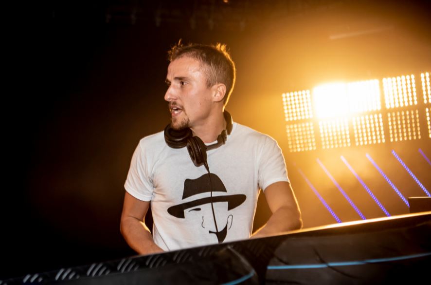 Italian Producer Marco Dalla Villa Will Have You Moving With ‘Pisqui Biscuit’