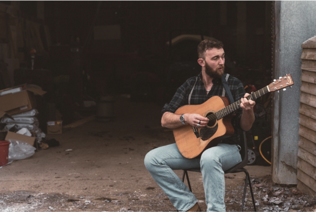 Josh Robins Tunes into the Folk Genre With New EP ‘Blessed With a Mess’